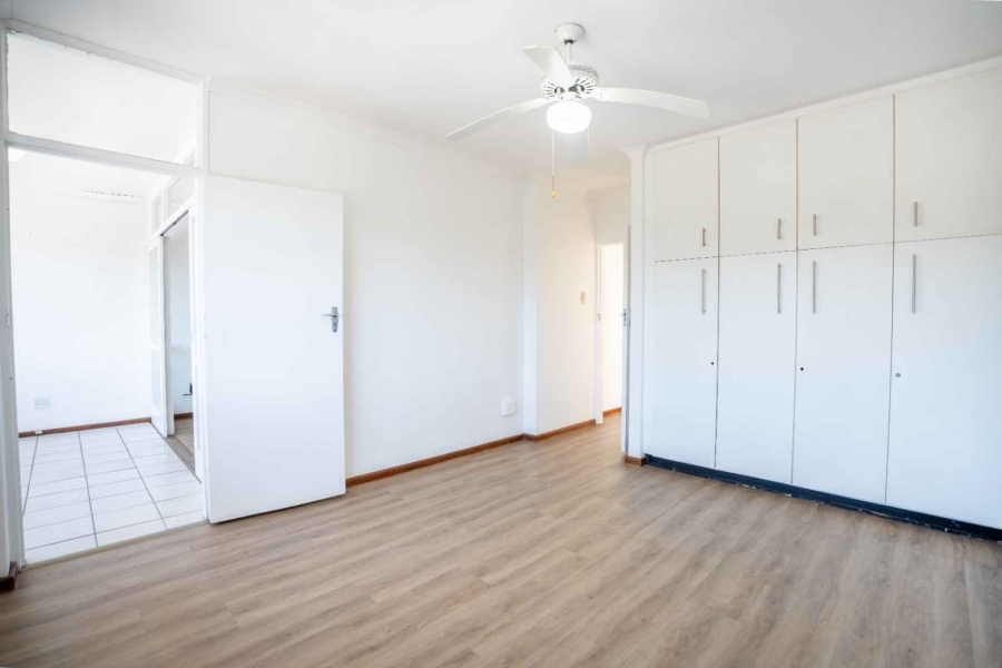 2 Bedroom Property for Sale in Buitenverwagting Western Cape
